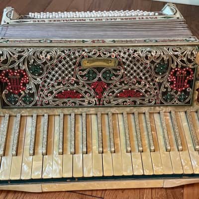 Patti Bros Milwaukee Wisc. Accordion Vintage Sold AS IS Project image 3