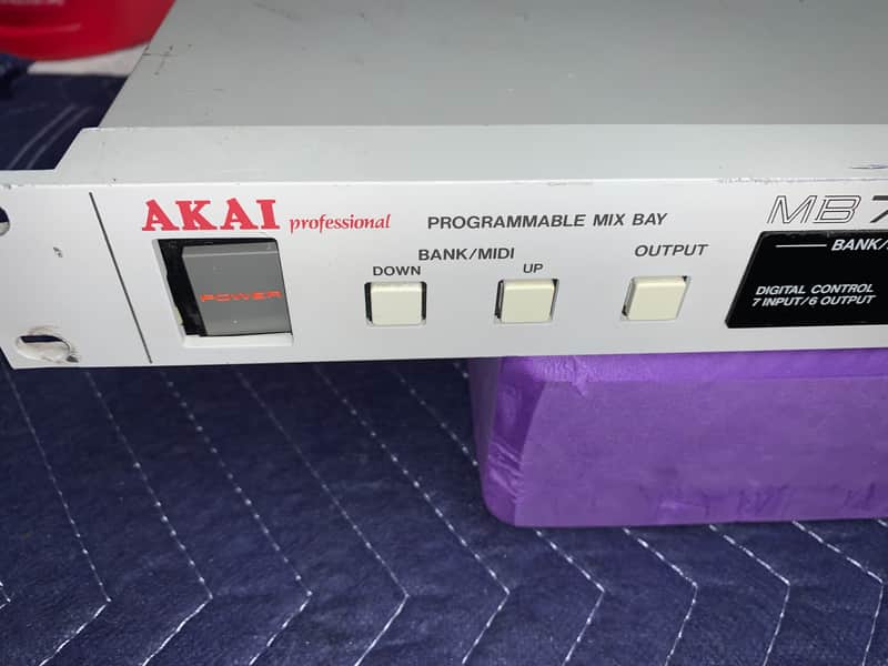 Akai MB-75 image 1