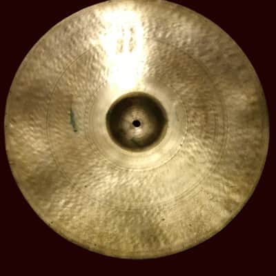 Zildjian Avedis 17" 2nd stamps - Hi Hats or Crash-Ride cymbals - 1930's or 1940's - 1040/1270 g - Brilliant - born together pair image 3