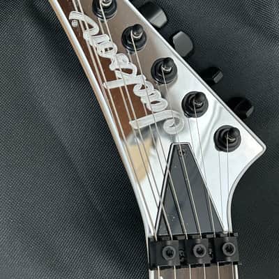 Jackson Pro Plus Series RR24 Rhoads Electric Guitar - Mirror image 6