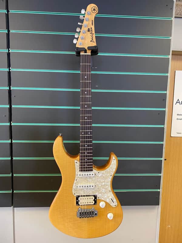 Yamaha Pacifica 812W Natural Electric Guitar | Reverb UK