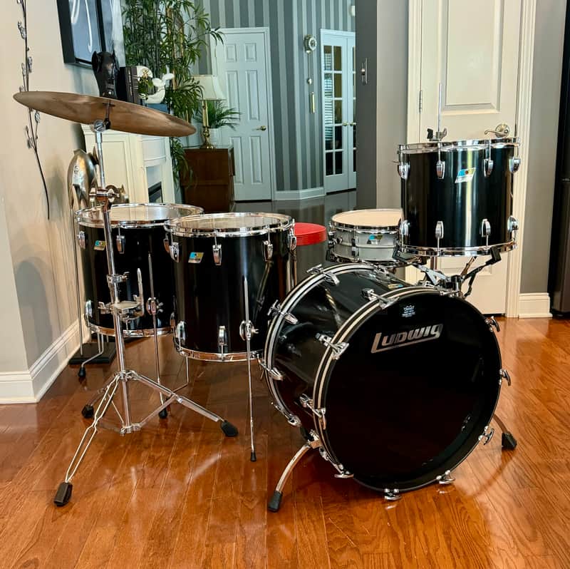 Ludwig Classic maple 22/18/16/13 black cortex 70s image 1
