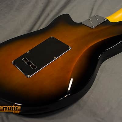 Reverend Gil Parris Signature Coffee Burst Flame image 7