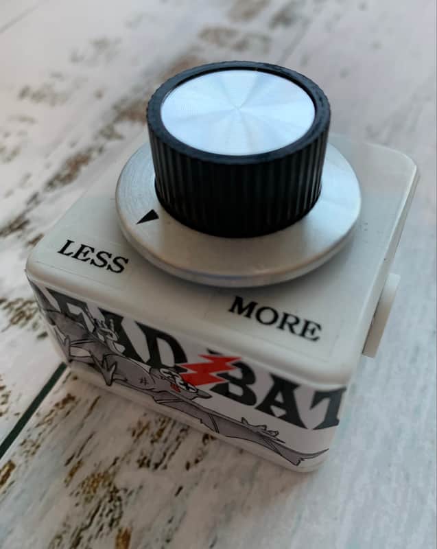 Alchemy Audio "Dead Bat" Dying 9 Volt Battery Simulator Effect Pedal Voltage Sag image 1