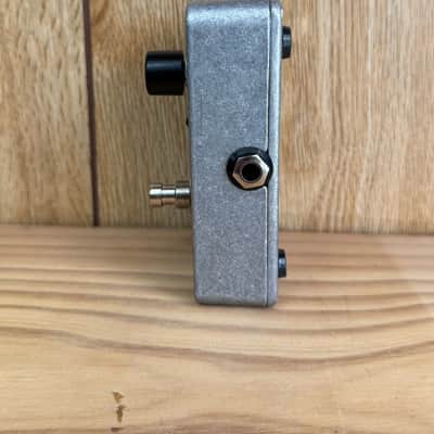 Electro-Harmonix LPB-1 Linear power booster pedal image 3