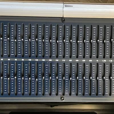 dbx 1231 Dual Channel 31-Band EQ 2010s Black image 3