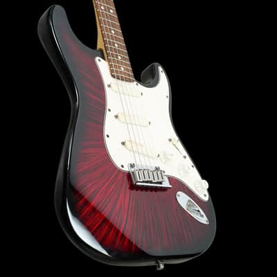 Fender Stratocaster Plus Deluxe, Firestorm Red image 2