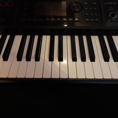 Roland FA-08 88-Key Workstation Keyboard - Black image 5