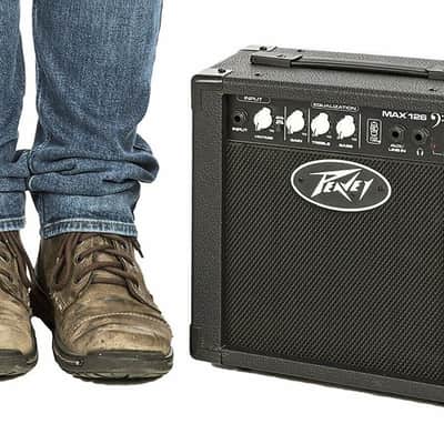 Peavey Max 126 Bass Combo Amplifier image 2