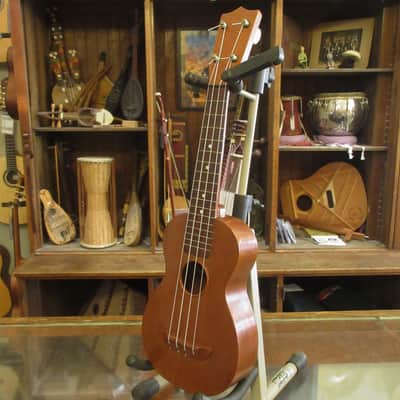 Washburn  Lyon and Healy Model 5316 Soprano Ukulele  1930's image 3
