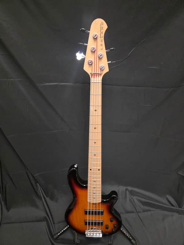 Lakland Skyline 55-01 Standard