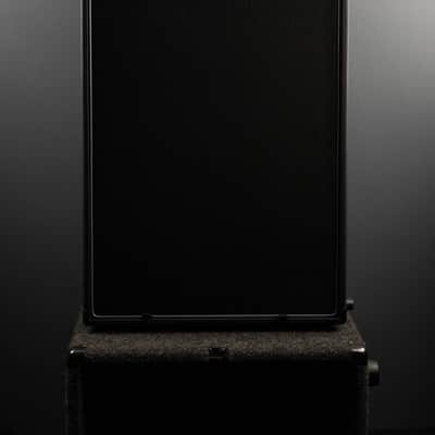 Ampeg Venture VB-212 8 Ohm 500-watt 2x12" Bass Cabinet, Recent image 2