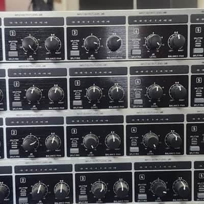 Behringer Ultralink Pro MX882 8-Channel Mixer / Splitter | Reverb