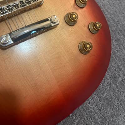 Gibson Les Paul Tribute 2019 - 2024 - Satin Cherry Sunburst image 4
