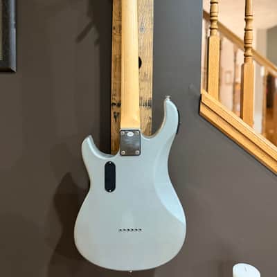 Peavey Rockmaster Silver Metallic Black Stripe 3/4 Scale Electric Guitar 2010s - Graphic image 8