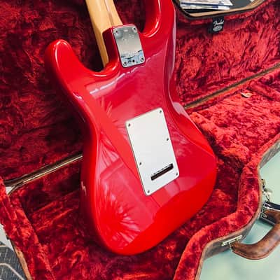 Fender 40th Anniversary American Standard Stratocaster with Maple Fretboard 1994 - Lipstick Red image 6
