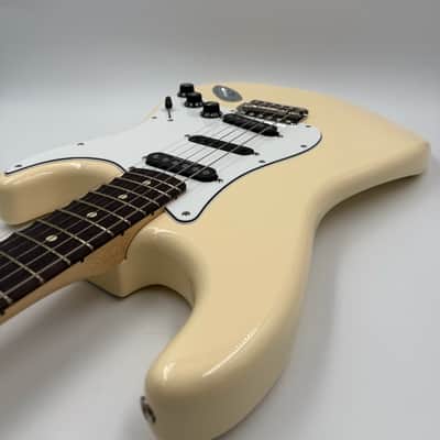 Fender Ritchie Blackmore Artist Series Signature Stratocaster - Olympic White image 2