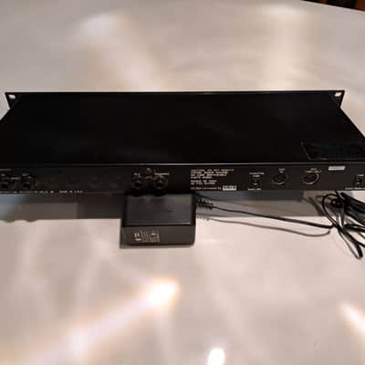 Rocktron Pro  Q - Programmable Guitar Enhancement System with HUSH Noise Reduction  Mid 90's image 4