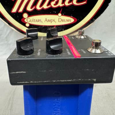 TC Electronic Vintage Bass Distortion Pedal image 6
