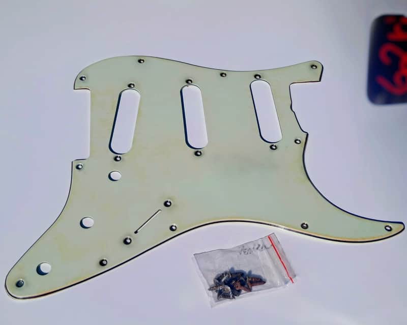 Fender USA '62ri Relic Mint Pickgaurd and Screws image 1