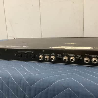Roland SDE-330 Dimensional Space Delay 1993 - 1998 - Black image 5