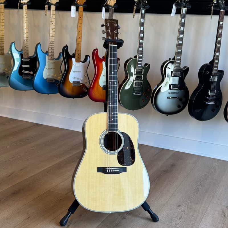 Martin Standard Series D-35