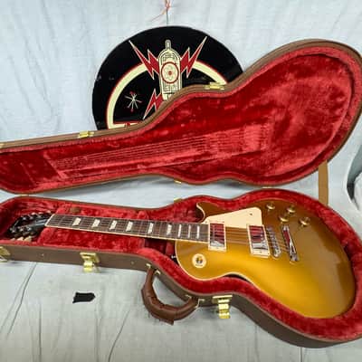 Gibson Les Paul Standard Guitar with Case 2021 - Gold Top goldtop image 1