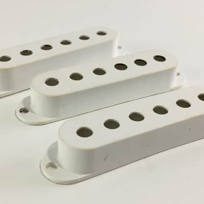 Genuine Fender Pure Vintage Strat Pickup Covers Vintage Electric Relic White USA image 2