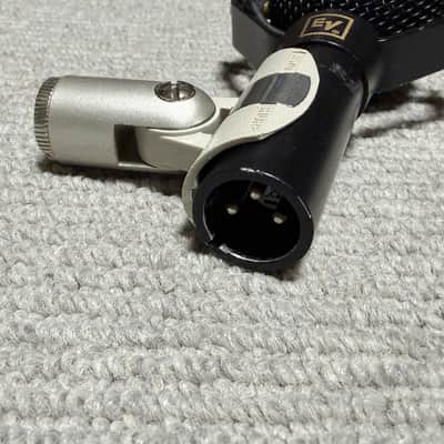 Electro-Voice N/D 468 Dynamic microphone w/holder image 4
