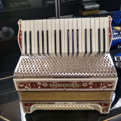 Hohner Verdi II Piano Accordion image 1