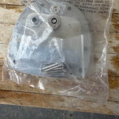Fender Classic Player Jaguar Jazzmaster Tremolo Tailpiece 0076232049 image 2