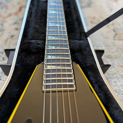Jackson Custom Shop Randy Rhoads RR24-1H Floyd Rose with Yellow Bevels Alexi Laiho "Wild Child" 2026 image 5