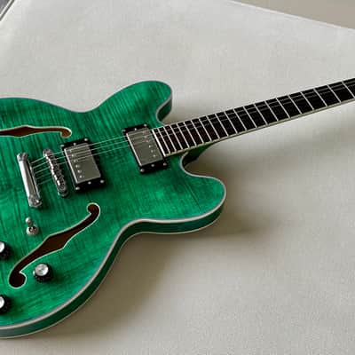 Burj Guitars Prototype #001 Emirati Green image 2