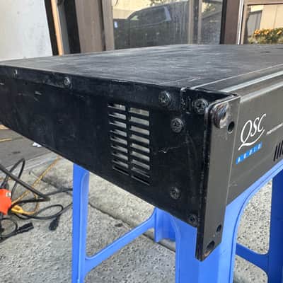 QSC RMX2450 2400-Watt Professional Power Amp 2000s - Black image 5