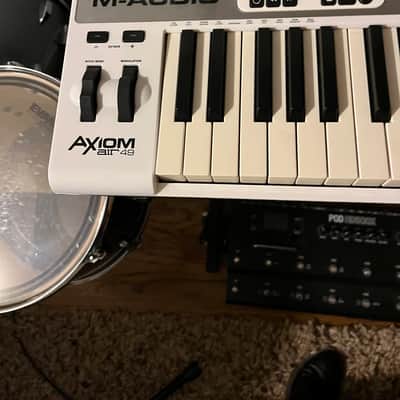 M-Audio Axiom AIR 49 Key USB MIDI Keyboard Controller 2010s - White image 2