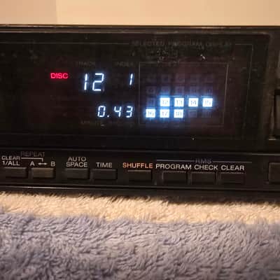 Sony CDP-50 single CD player from 1986! August 1986 - Black image 8