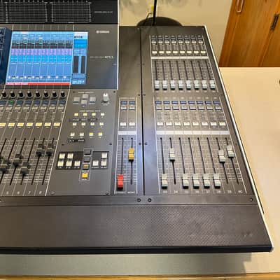 Yamaha M7CL-48 48 Channel Mixer image 4