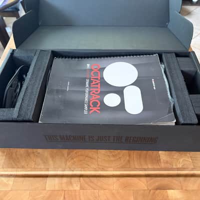 Elektron Octatrack DPS-1 2010s - Black - STAND - DECKSAVER image 3