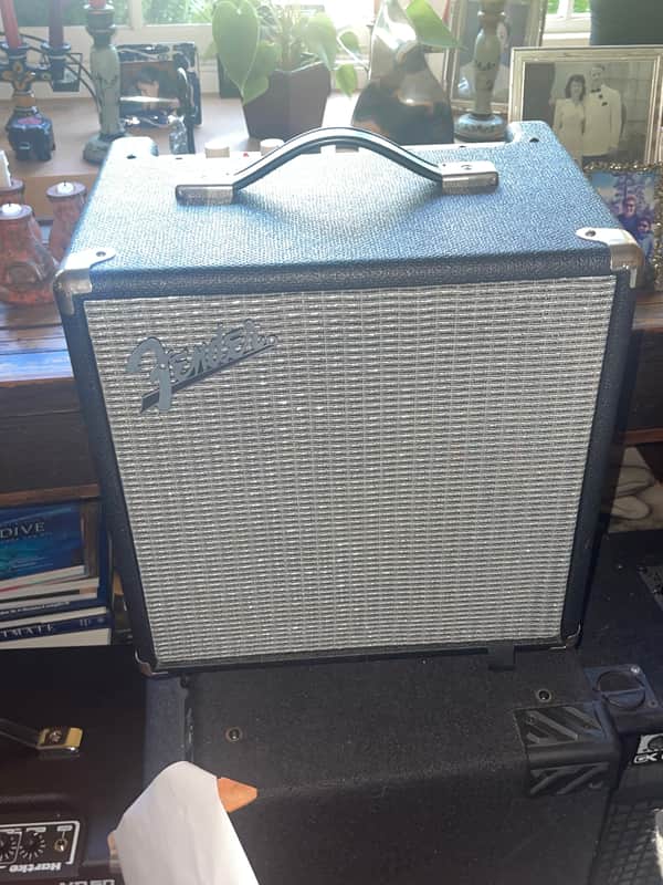 Fender Rumble 25 V3 25-Watt 1x8" Bass Combo Amp image 1