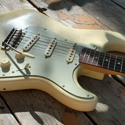 Fender Road Worn '60s Stratocaster 2015 - Player Upgrades - Fender Tweed HSC - Free Shipping! image 2