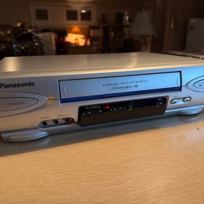 Panasonic PV-V4523S Silver Omnivision VCR Blue Line VHS Player Working Serviced! image 4