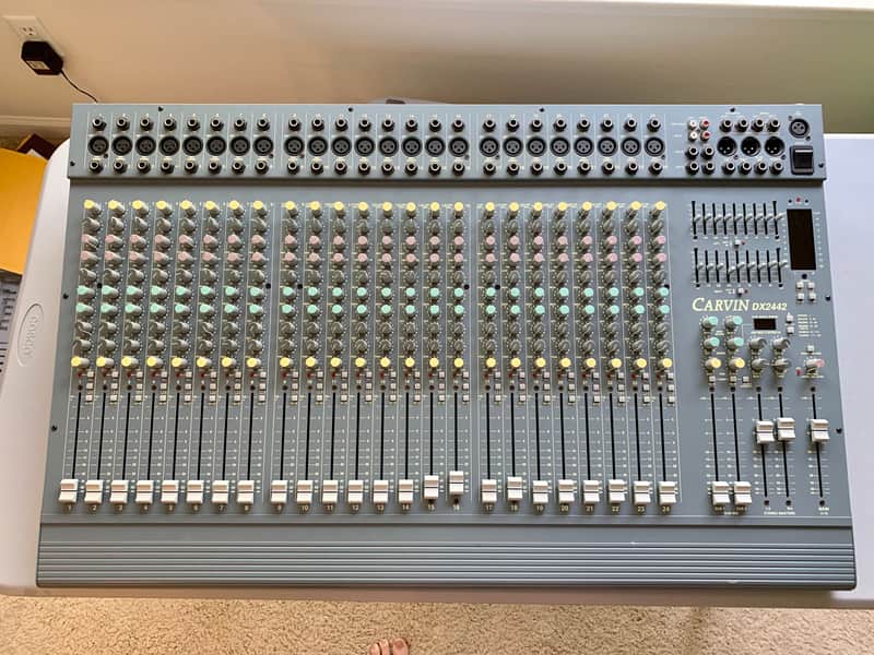 Carvin DX2442 24ch Mixer image 1