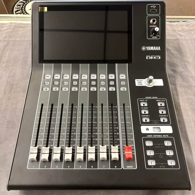 Yamaha DM3 Standard 16 Channel Digital Mixer image 1