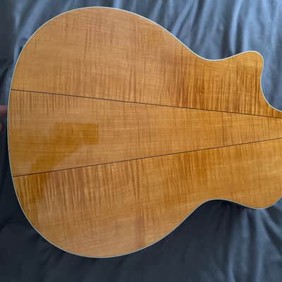 Taylor 614ce with Fishman Electronics 2001 - Natural image 4
