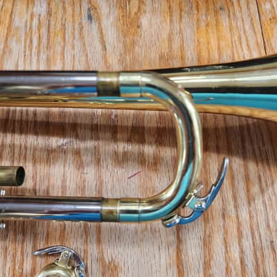 Yamaha YTR 2320 TRUMPET image 7
