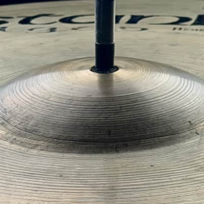 Istanbul Agop 20" Traditional Original Ride Cymbal w/ 5 Rivets - 2142g image 9