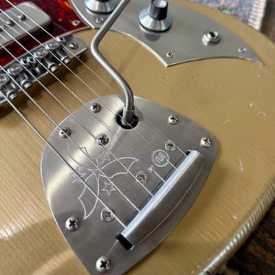 Novo Serus J LTD in Shoreline Gold over '64 3 Tone Sunburst (Authorized Dealer) image 7
