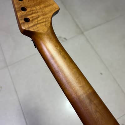 DIY Reverse big head 22Fret Roasted Flame maple Electric guitar Neck Locking nut image 4