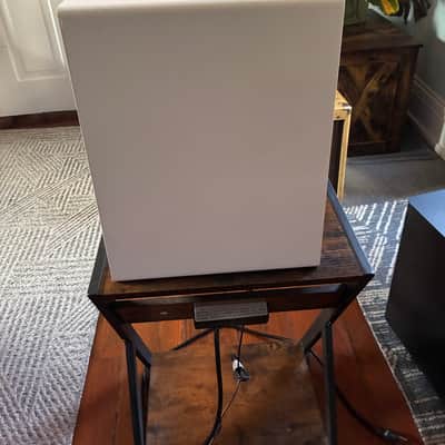 Yamaha HS8 8" Powered Studio Monitor (Pair) 2015 - Present - White image 4