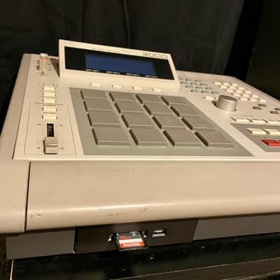 Akai MPC3000 w/sd card reader image 2